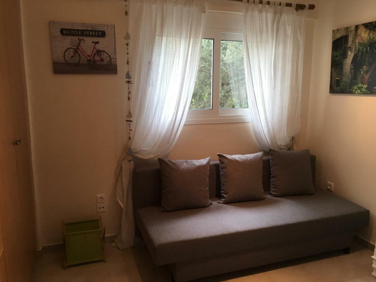 Lovely Appartments Lygia Korinthias Ligia  Exterior foto